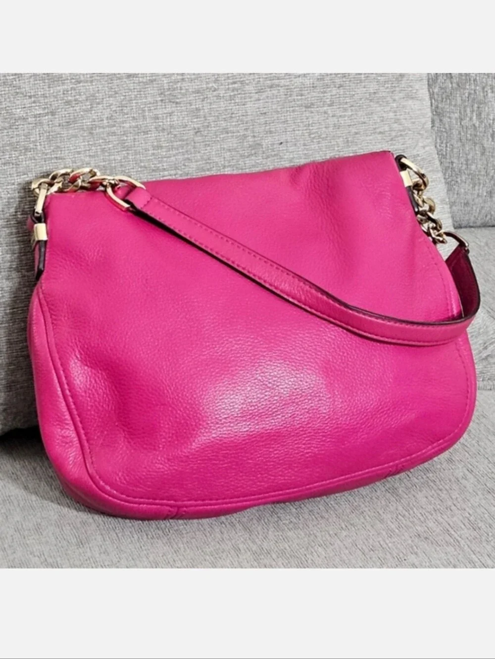 Michael Kors Bedford Tassel Shoulder Bag...EUC